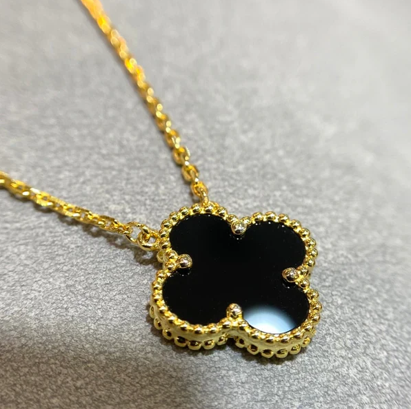 FORTUNE KLÖVER HALSBAND | SVART/GULD